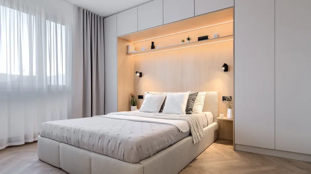 Claves para amueblar una vivienda sin perder coherencia decorativa Armarios a medida para mejorar el almacenaje en una vivienda