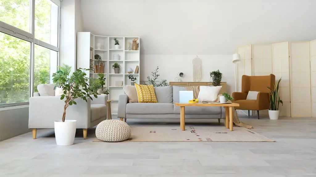 Cómo aprovechar al máximo una vivienda amplia sin perder calidez Decoración acogedora en vivienda amplia con textiles y materiales naturales